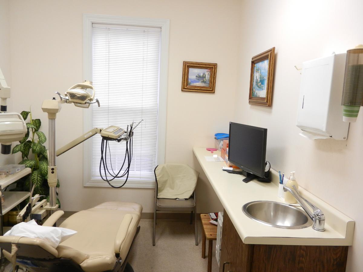 Dental Crowns Columbia, SC Dr. Richard Yung